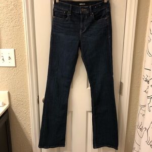 Express woman’s dark bootcut jeans 2R